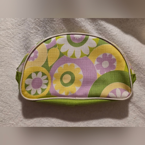 Floral Patterned Cosmetic Bag NWOT - Picture 2 of 4